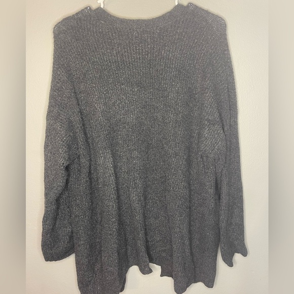 American Eagle Cardigan - Picture 2 of 3